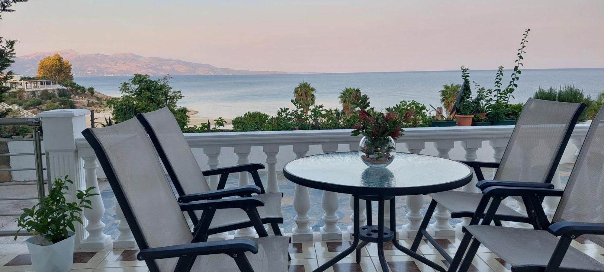 Apartment Tinka In Saranda מראה חיצוני תמונה